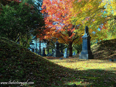 Making the Grave: Cemeteries and Stone Carvers in New Jersey