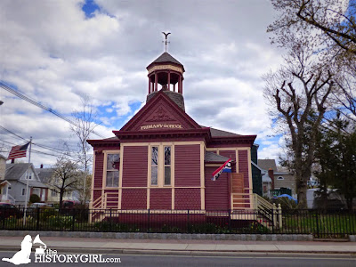 Reading, Writing, and Peppercorns: Inside Lyndhurst’s Little Red Schoolhouse